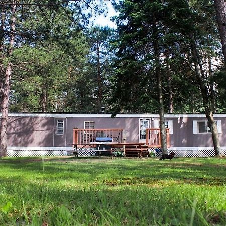 Algonquin'S Edge Resort Madawaska Zewnętrze zdjęcie