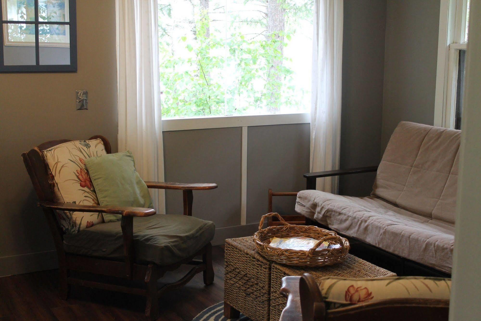 Algonquin'S Edge Resort Madawaska Zewnętrze zdjęcie